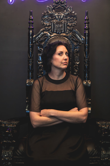 Courtney, founder of Vamp & Vanity